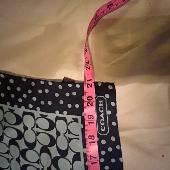 NWOT Navy Coach Silky Scarf 21” Diagonal - Picture 2 of 4
